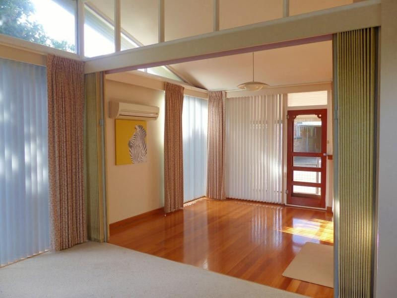 101 Emu Bay Road, Deloraine TAS 7304