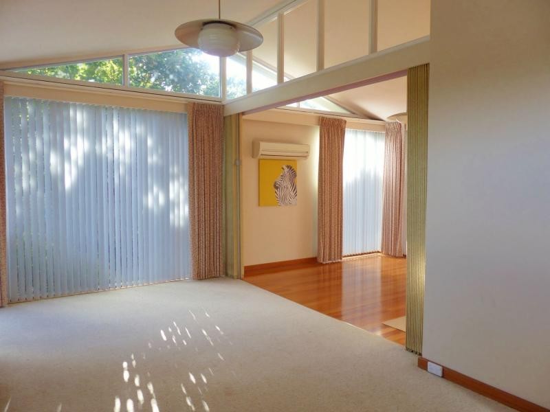 101 Emu Bay Road, Deloraine TAS 7304