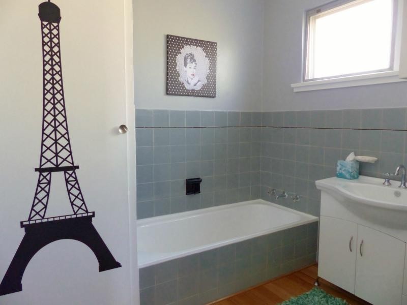 101 Emu Bay Road, Deloraine TAS 7304