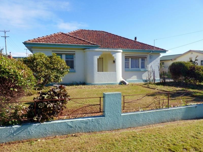 95 East Barrack Street, Deloraine TAS 7304