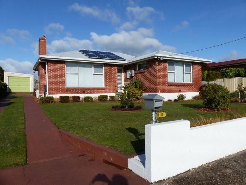 9 Willow Avenue, Devonport TAS 7310