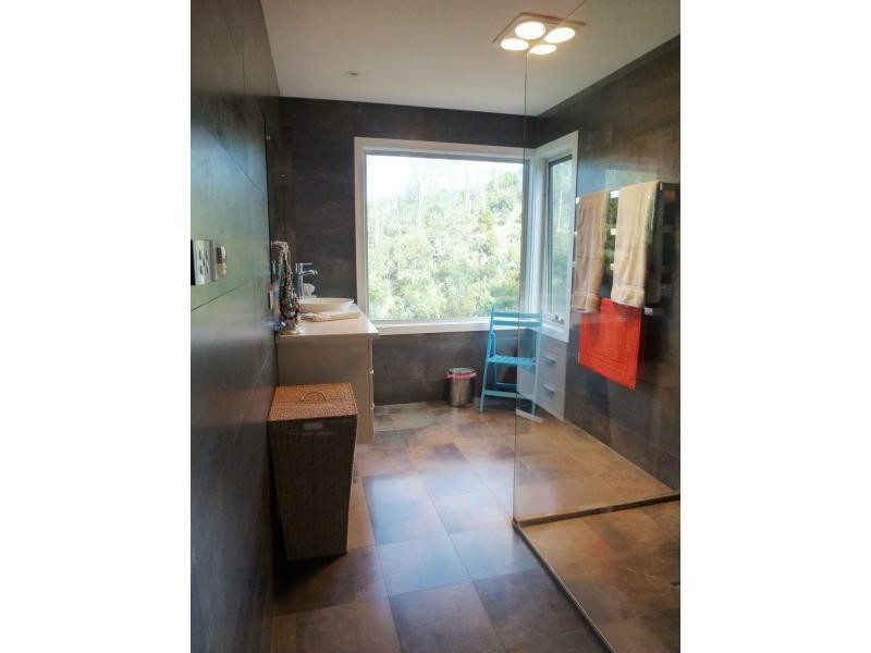 61 Bayview Drive, Blackstone Heights TAS 7250