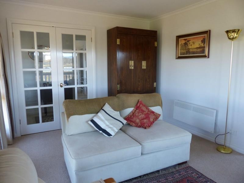 Deloraine TAS 7304