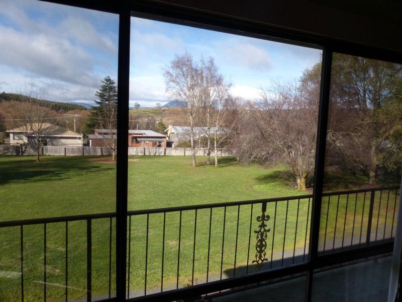 41 West Parade, Deloraine TAS 7304