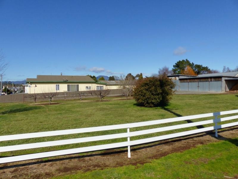 54 West Barrack Street, Deloraine TAS 7304
