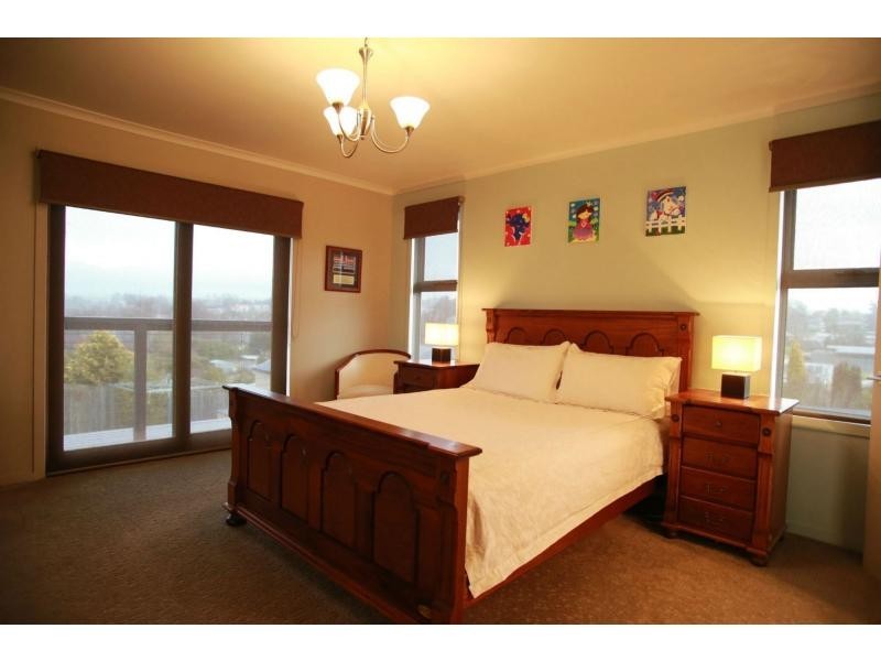 10 Beefeater Street, Deloraine TAS 7304