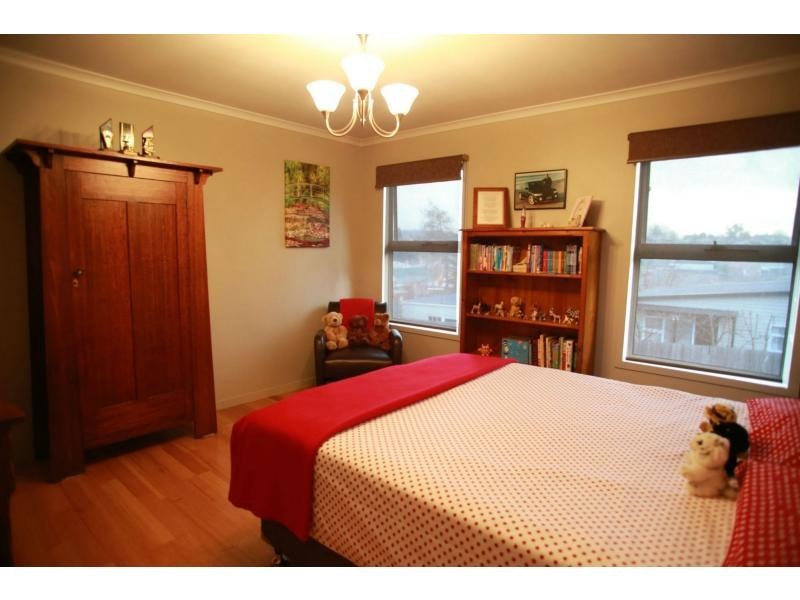 10 Beefeater Street, Deloraine TAS 7304