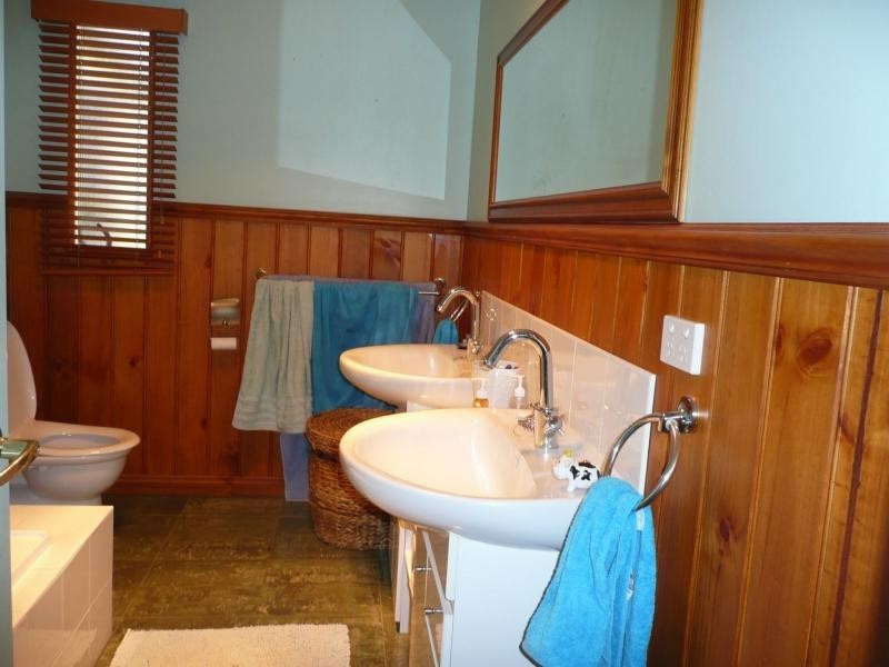 5612 Bass Highway, Elizabeth Town TAS 7304