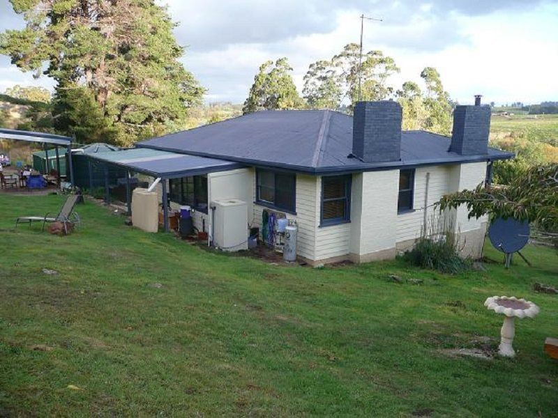 5612 Bass Highway, Elizabeth Town TAS 7304