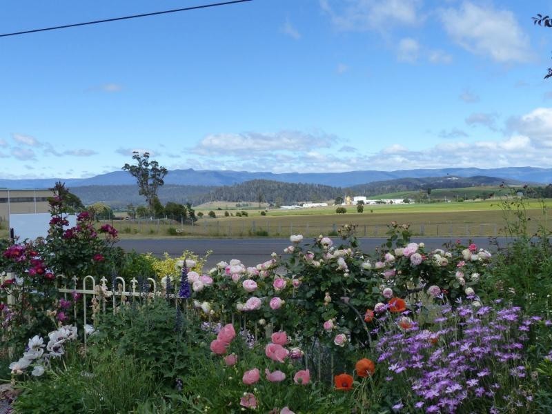 165 Emu Bay Road, Deloraine TAS 7304