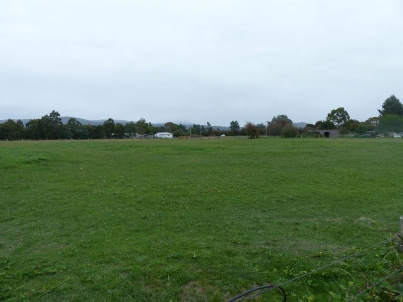L2 Moore Street, Westbury TAS 7303