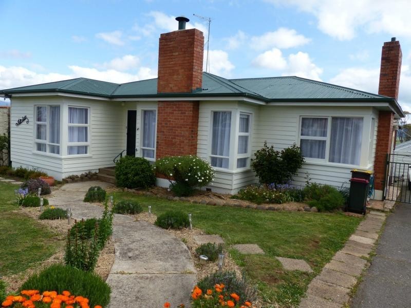 146 Emu Bay Road, Deloraine TAS 7304