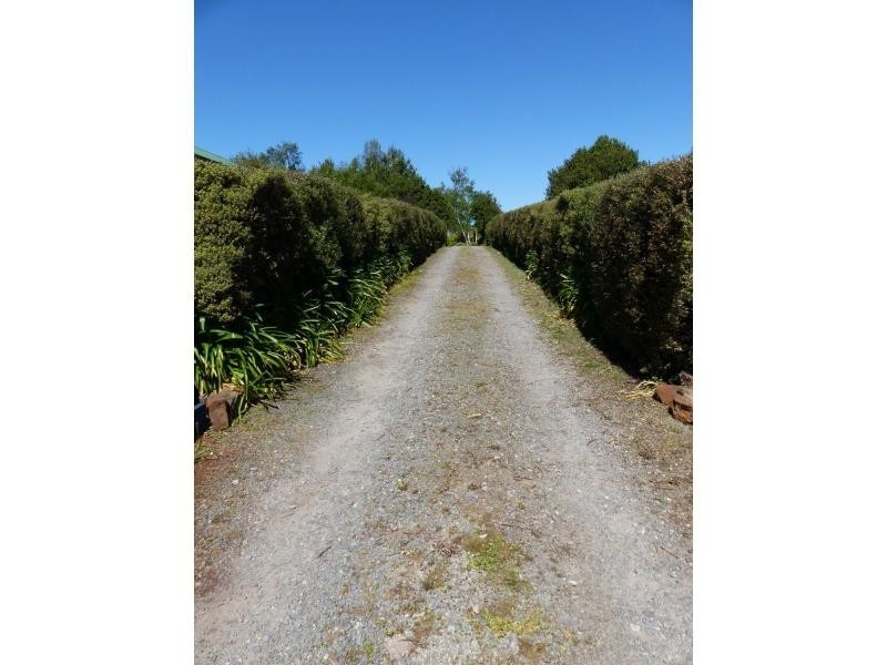 11 Gleadow Street, Deloraine TAS 7304