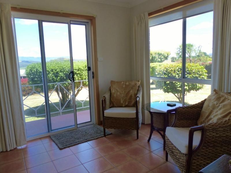 127 Emu Bay Road, Deloraine TAS 7304