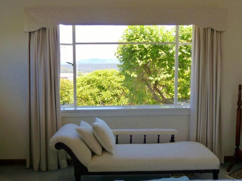 127 Emu Bay Road, Deloraine TAS 7304