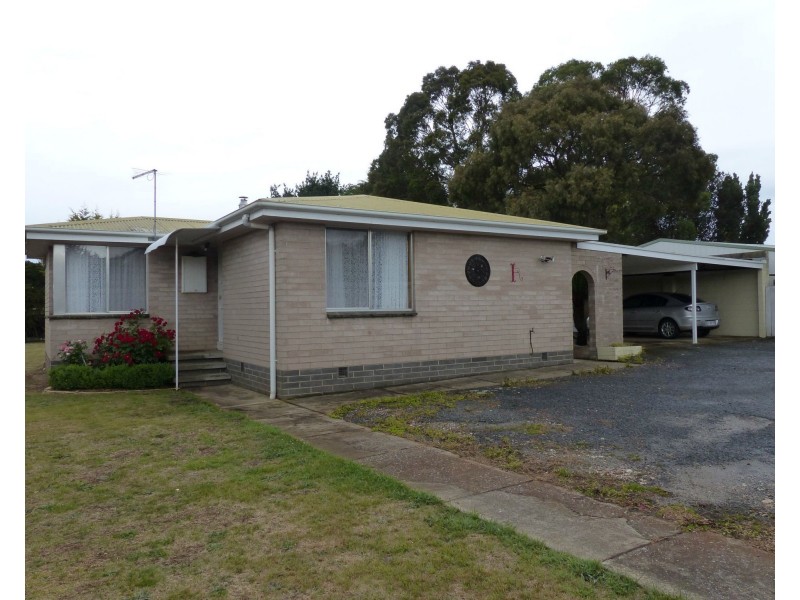 23 Grigg Street, Deloraine TAS 7304