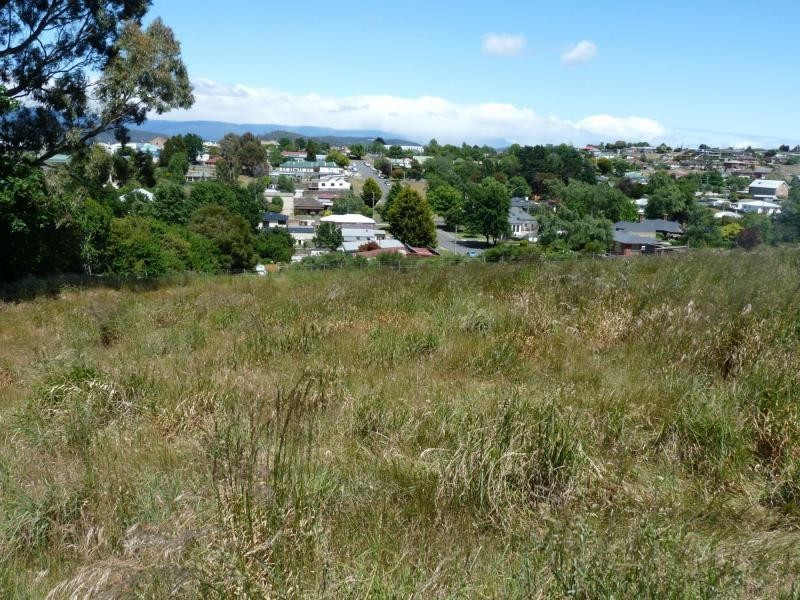 2 Westbury Place, Deloraine TAS 7304