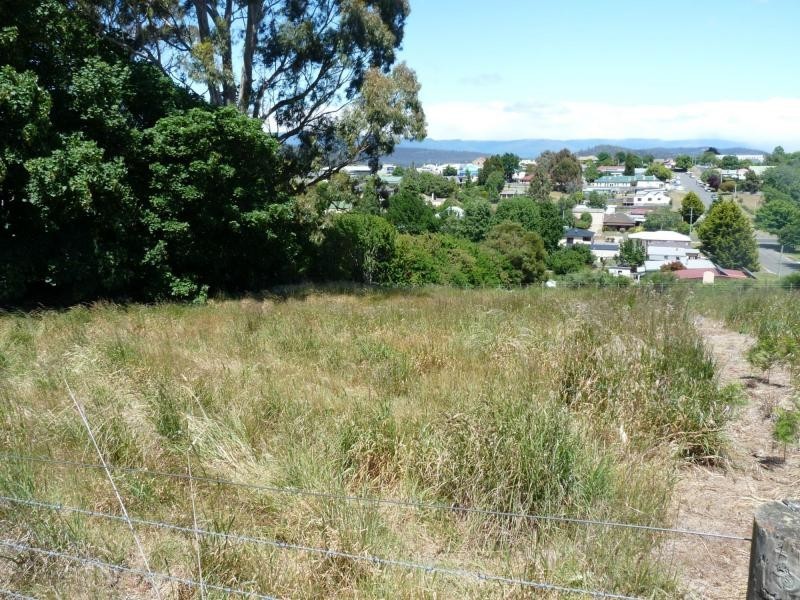 2 Westbury Place, Deloraine TAS 7304