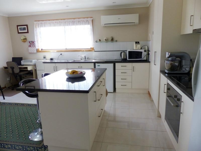 2/105A King Street, Westbury TAS 7303