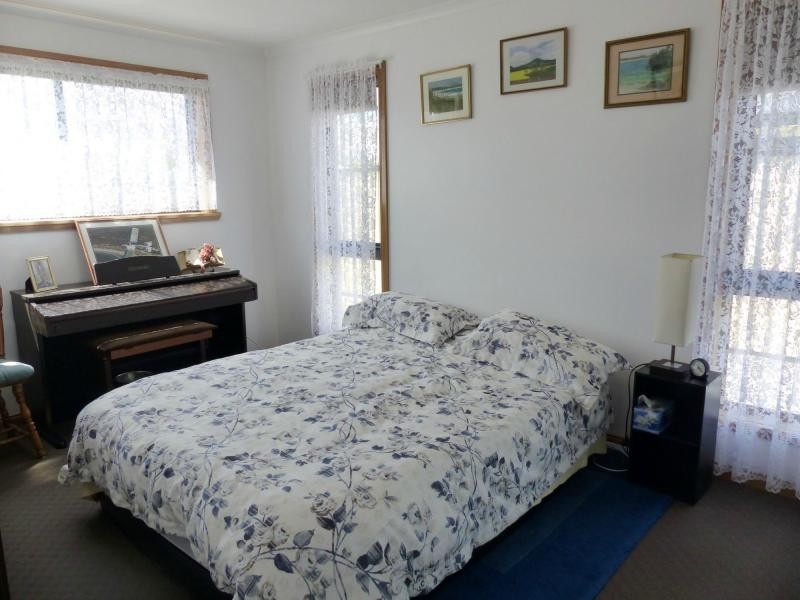 2/105A King Street, Westbury TAS 7303