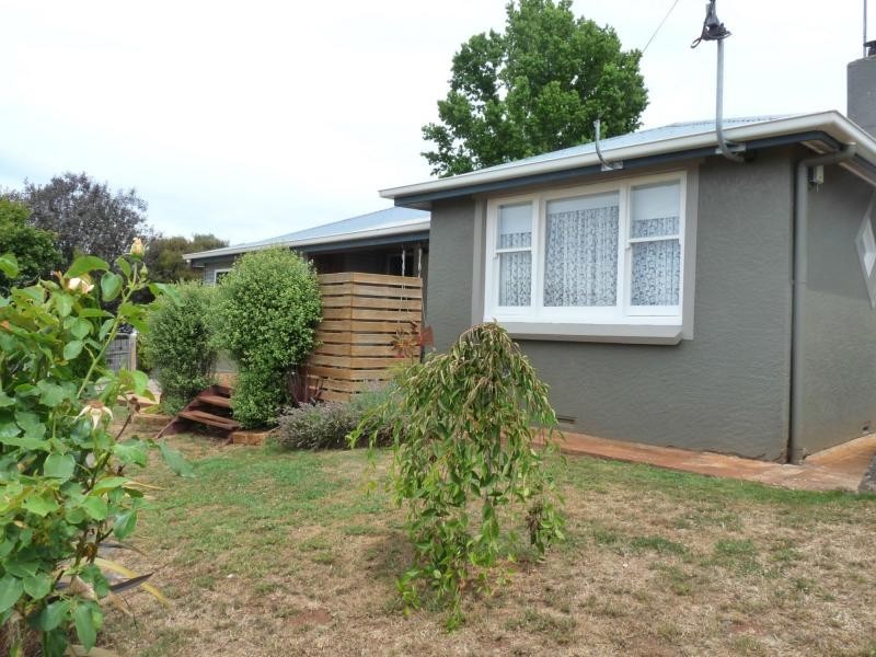 71 East Barrack Street, Deloraine TAS 7304