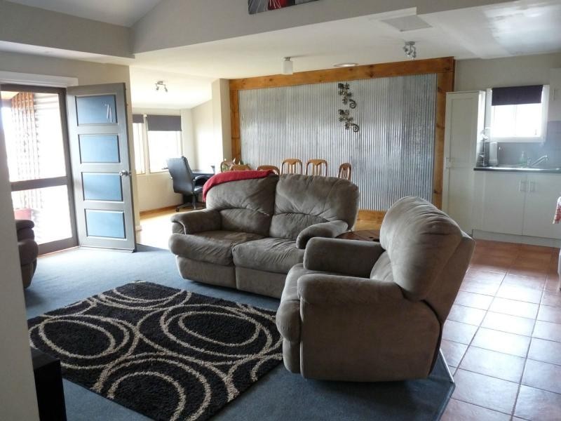 71 East Barrack Street, Deloraine TAS 7304