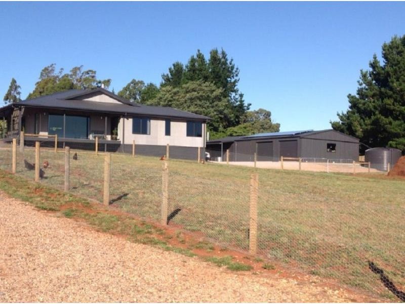 3 Gleadow Street, Deloraine TAS 7304