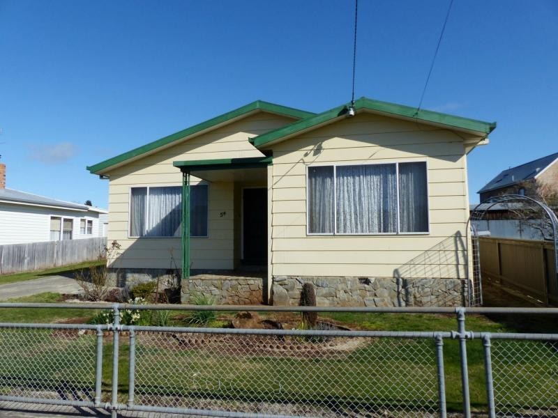 L1, 54 West Barrack Street, Deloraine TAS 7304