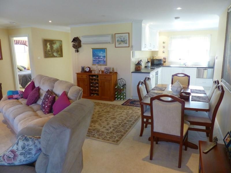 Unit 2/3 Casey Court, Deloraine TAS 7304