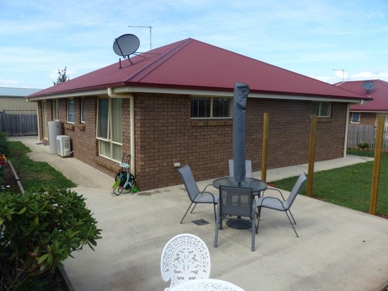 Unit 2/3 Casey Court, Deloraine TAS 7304