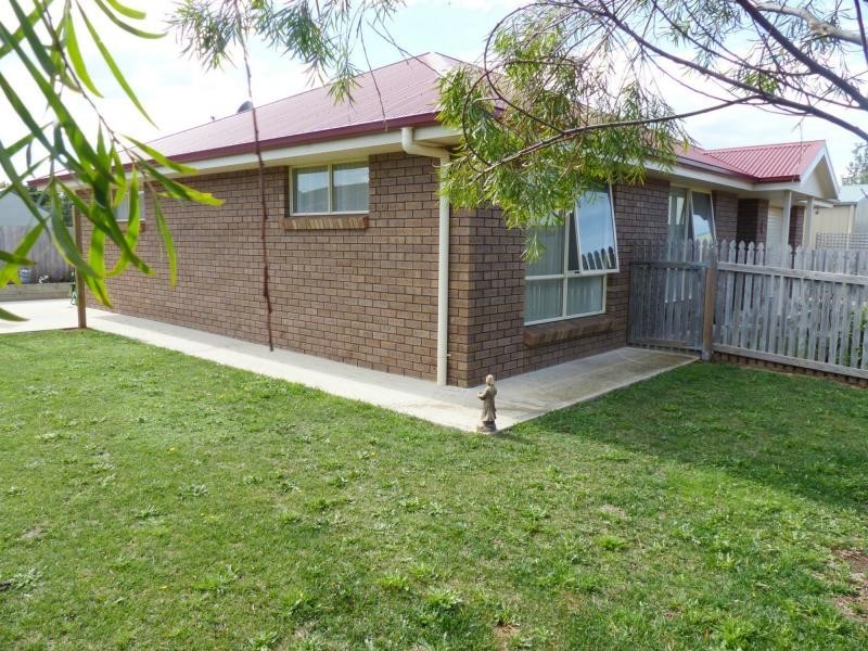 Unit 2/3 Casey Court, Deloraine TAS 7304