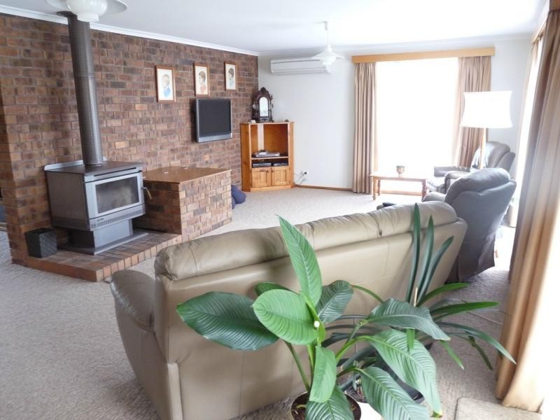 9 Eyles Close, Deloraine TAS 7304