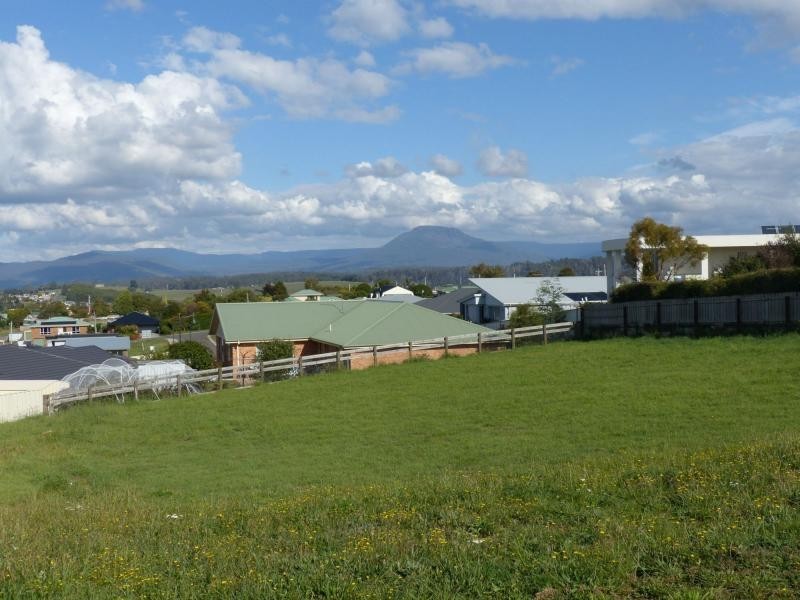 L32 Dry Street, Deloraine TAS 7304