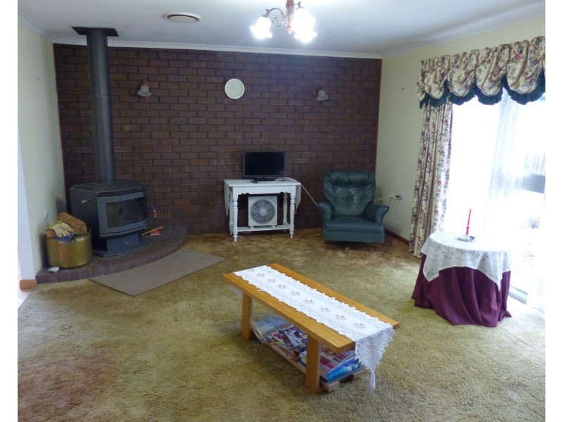 16 Caveside Road, Mole Creek TAS 7304