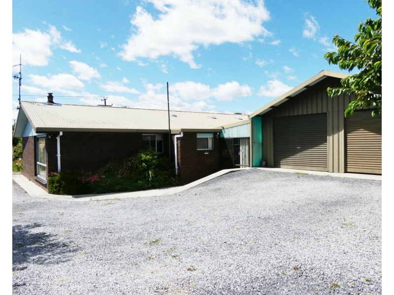 16 Caveside Road, Mole Creek TAS 7304