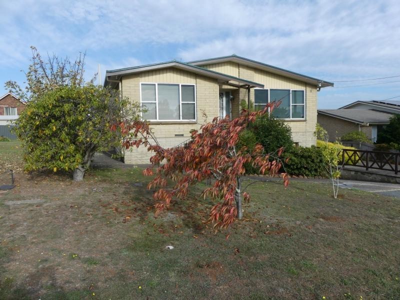 10 Winter Street, Deloraine TAS 7304