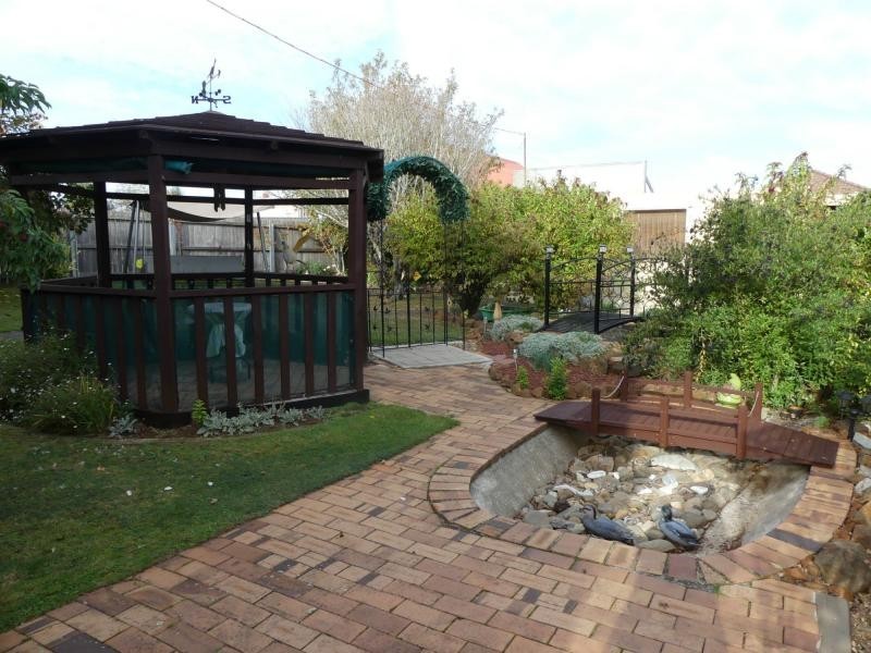 10 Winter Street, Deloraine TAS 7304