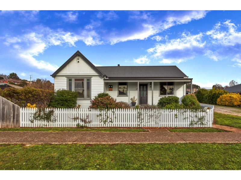 53 East Barrack St, Deloraine TAS 7304