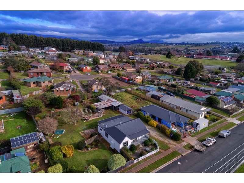 53 East Barrack St, Deloraine TAS 7304
