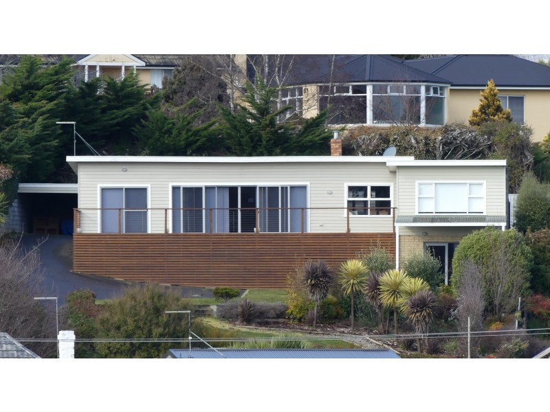 2 East Church St, Deloraine TAS 7304