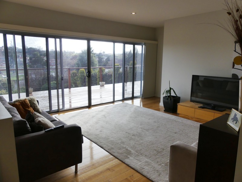 2 East Church St, Deloraine TAS 7304