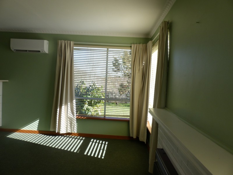 8 Lonsdale Promenade, Westbury TAS 7303
