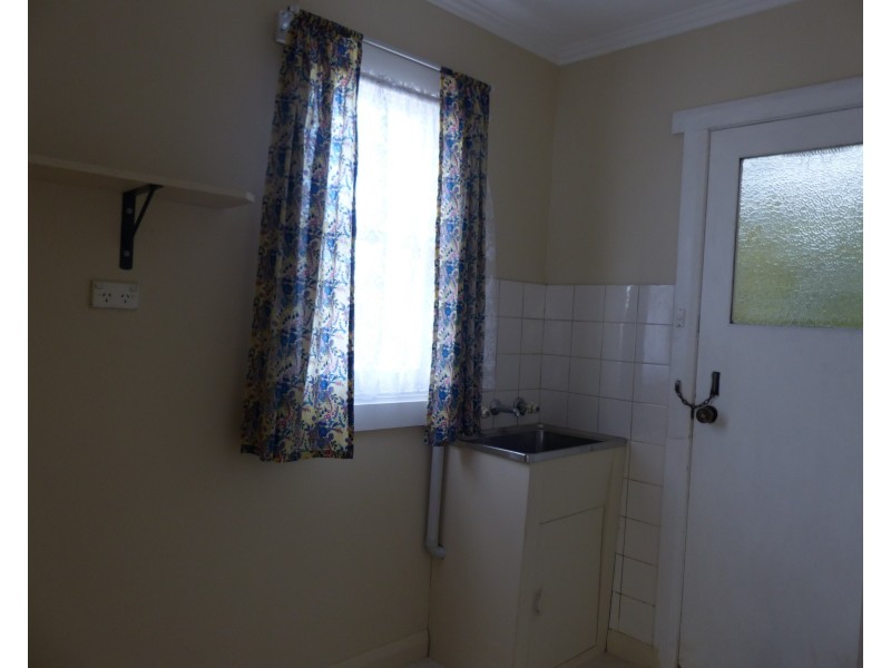 28 West Goderich St, Deloraine TAS 7304