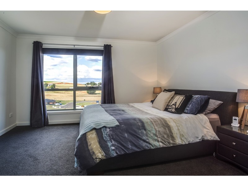 6 Marlendy Dr, Deloraine TAS 7304