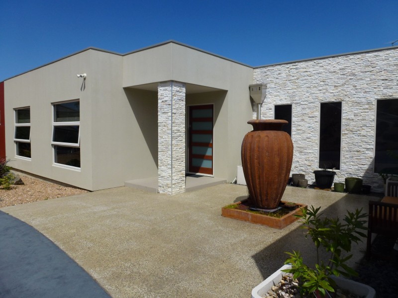 61 Bayview Dr, Blackstone Heights TAS 7250