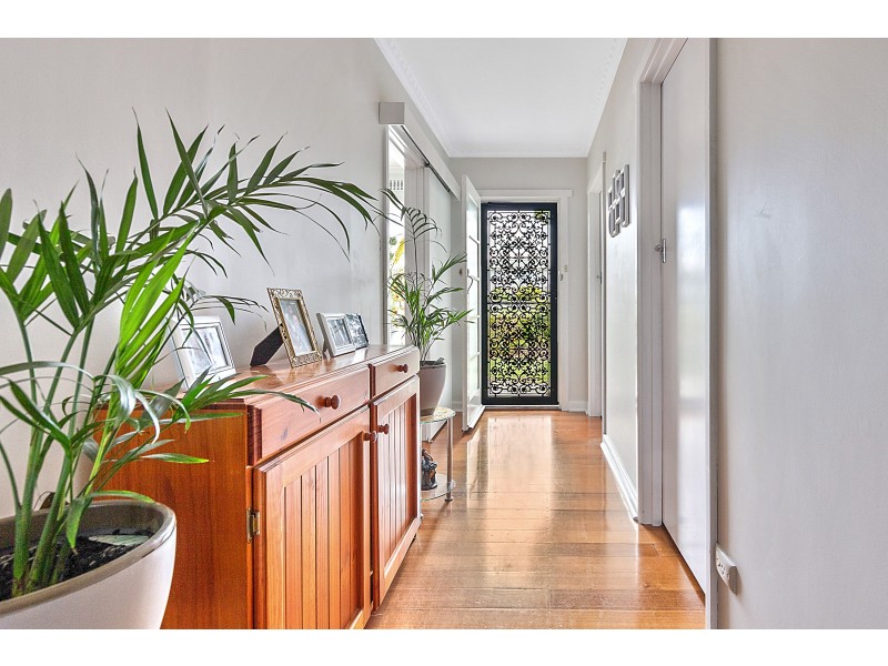 146 Emu Bay Rd, Deloraine TAS 7304