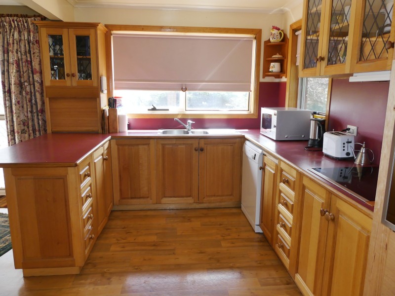 99 Coxs Rd, Red Hills TAS 7304
