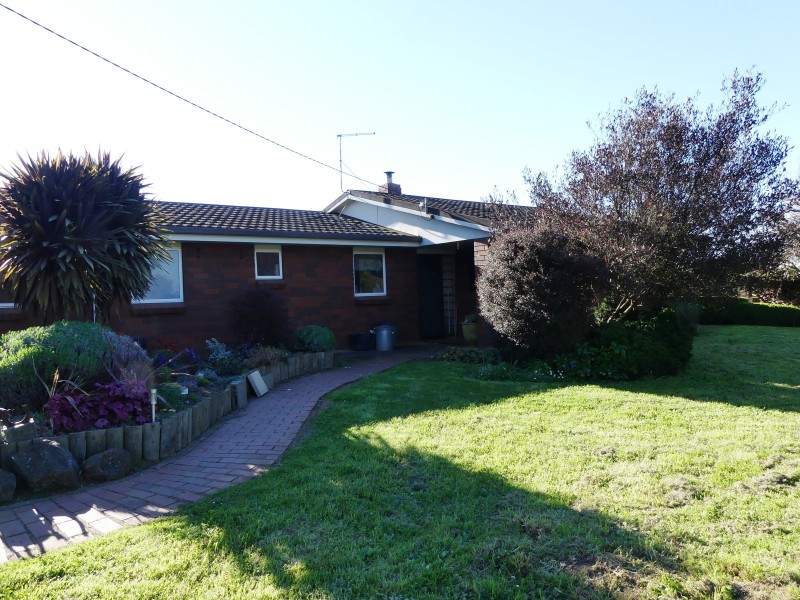 99 Coxs Rd, Red Hills TAS 7304