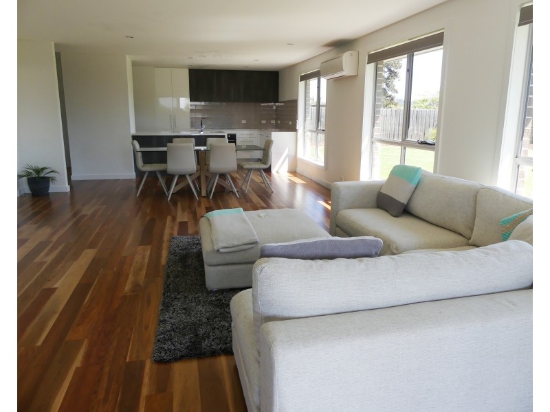 5 Carol Ct, Westbury TAS 7303