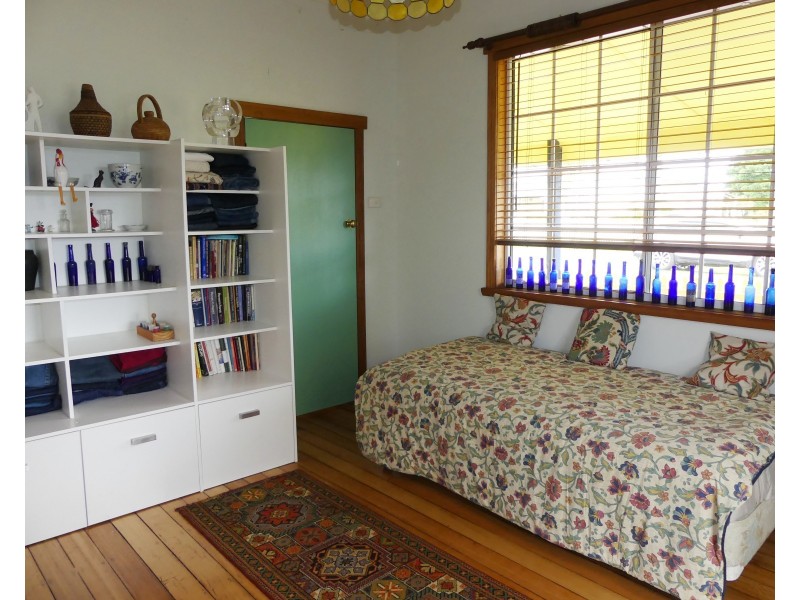 2 Veterans Row, Westbury TAS 7303